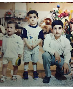 آقایان مسعود ،  امیرحسین و محمد رضا قربانی